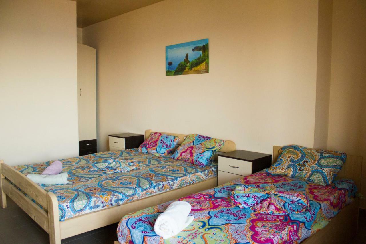 Sun Joy Hotel Sanzhiyka Exterior foto